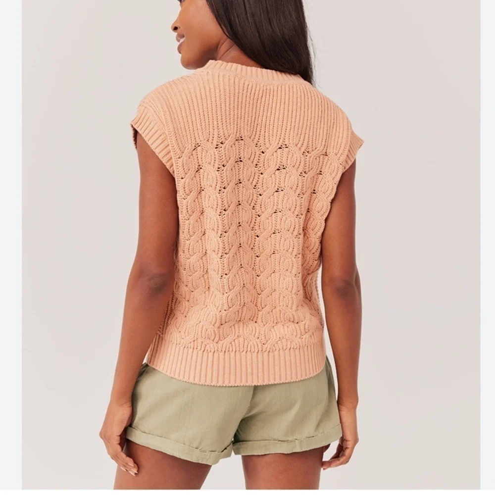 Pact Blush Pink Chunky Knit Cap Sleeve Crewneck Sweater Vest Size XXLarge - Picture 2 of 8